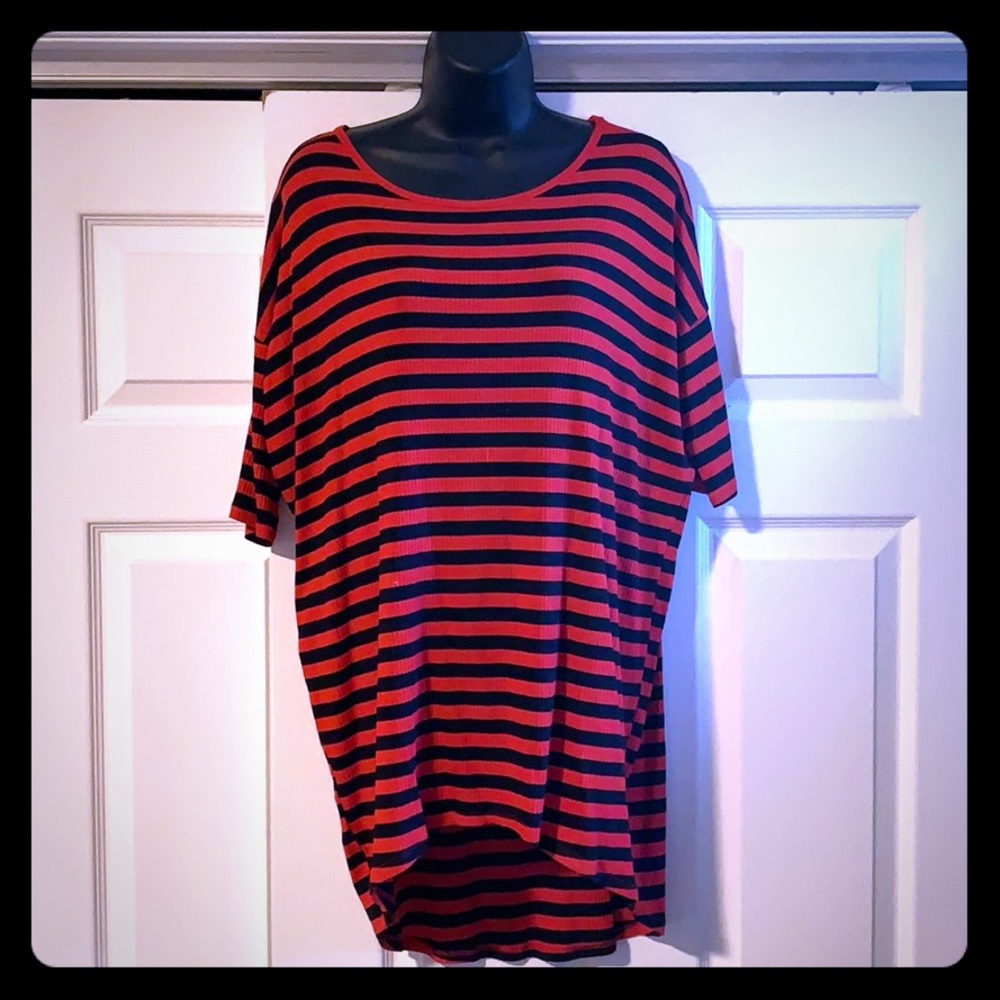 LKNW LULAROE Red Black striped IRMA Blouse Top XS